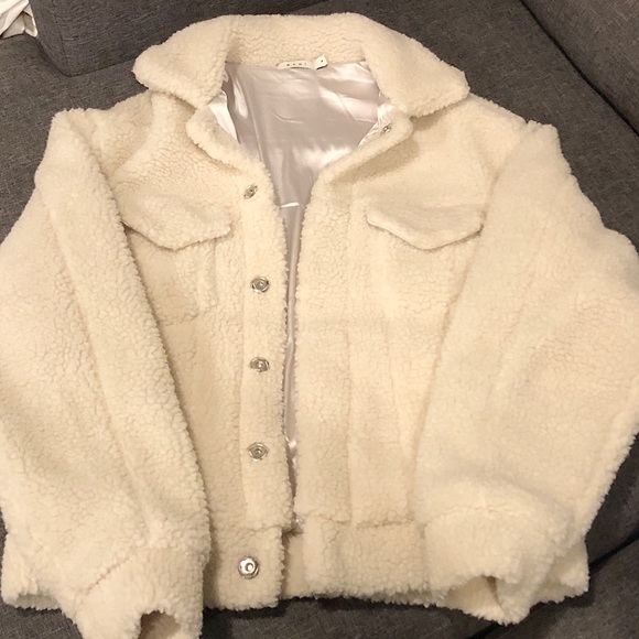 sherpa jacket mnml